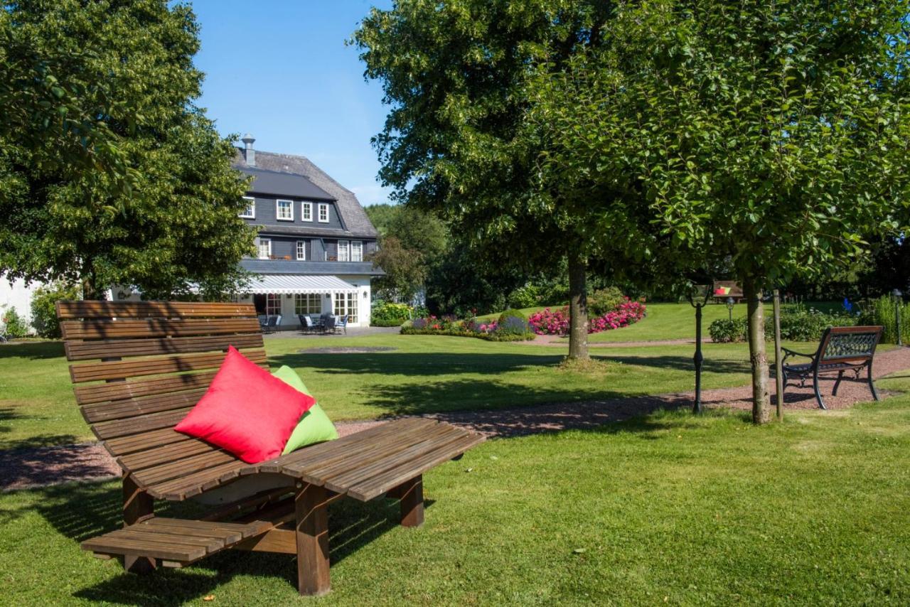 Hotel Waldhaus Foeckinghausen Bestwig Luaran gambar